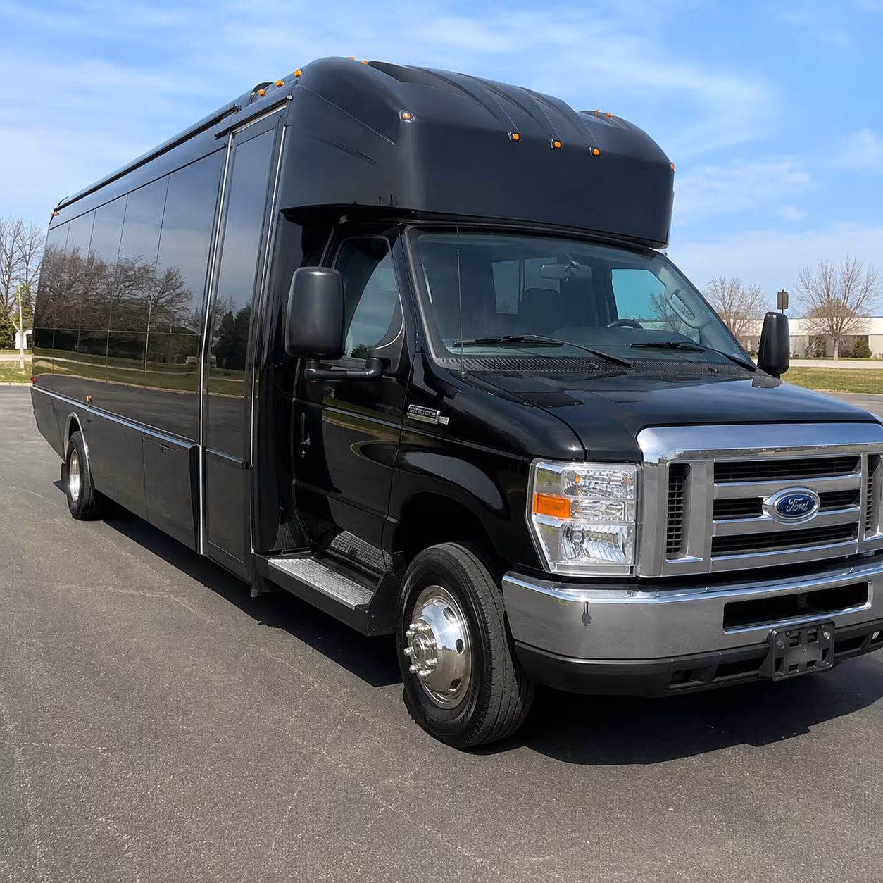 bridal party buses for getting ready and pre ceremony runs