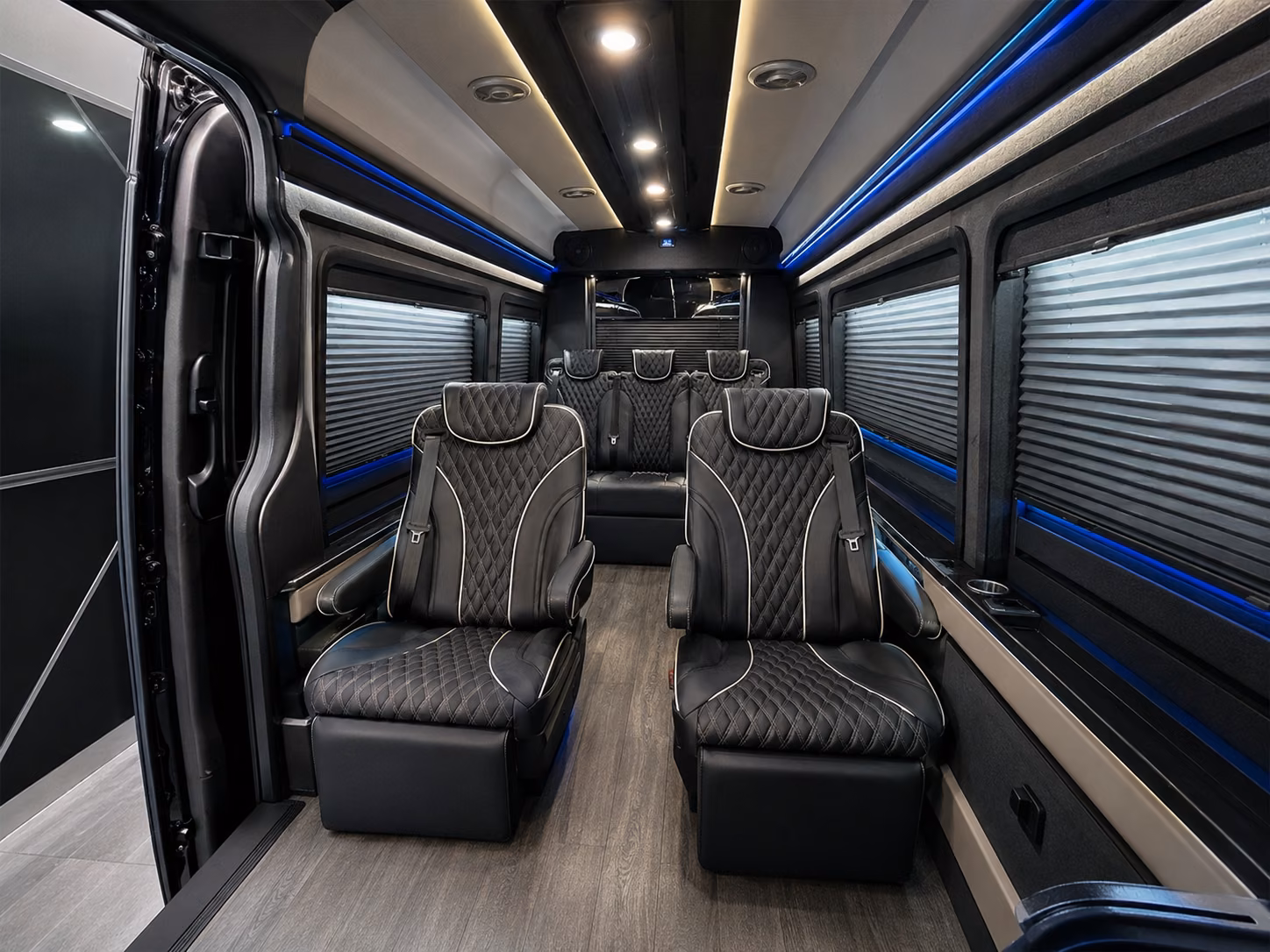 corporate and university group airport transfers across bristol county