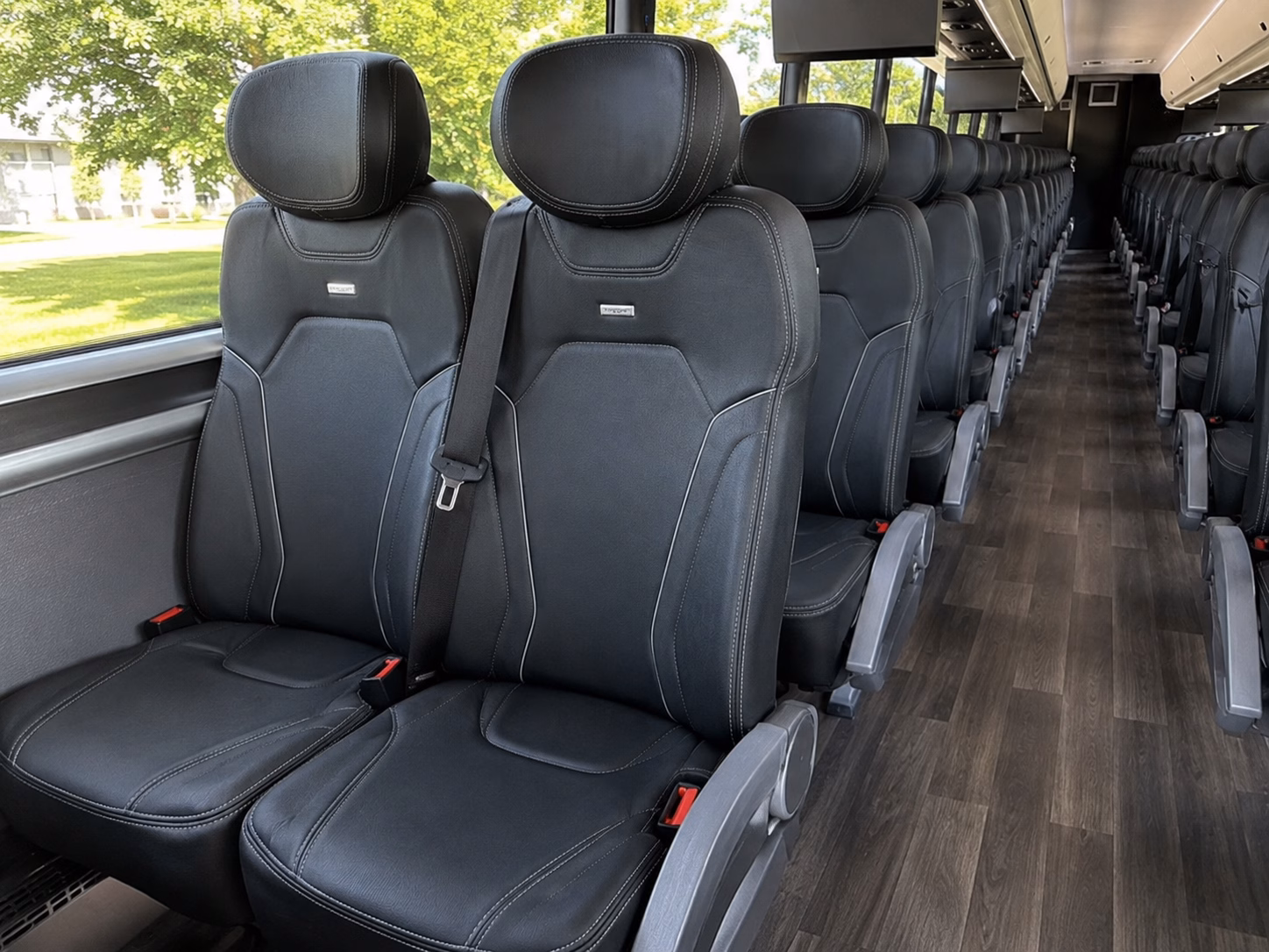 running brook vineyards bus rentals to south dartmouth